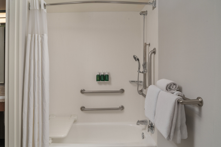 Bathroom 5, Sonesta Select Chattanooga Hamilton Place, Hamilton