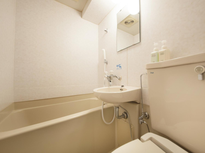 Bathroom 3, Green Palace, Sendai