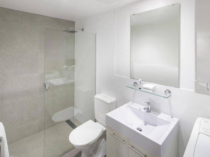 Bathroom 5, Mantra Castle Hill Sydney, Baulkham Hills - Central