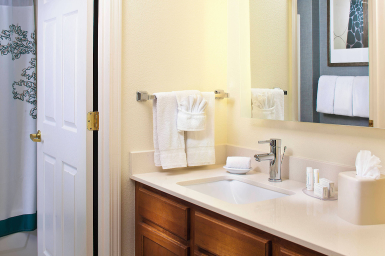 Bathroom, Residence Inn Baton Rouge Siegen Lane, East Baton Rouge