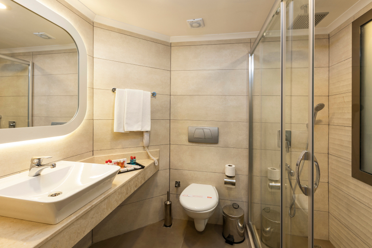 Bathroom 5, Narcia Resort Side, Manavgat