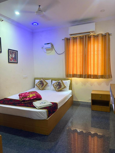 Bedroom 4, Serenity Beach House, Viluppuram