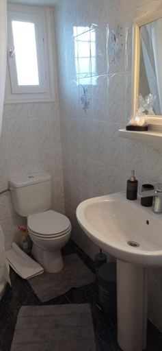 Bathroom 3, Town Apartment, South Aegean