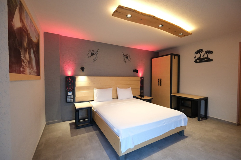 Bedroom 2, Kosa Otel Çeşme, Çeşme