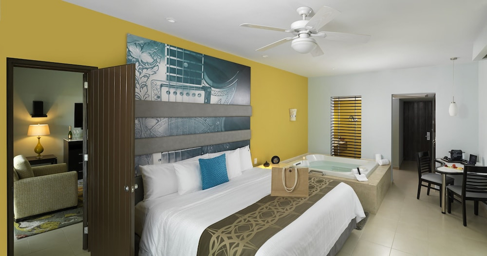 Bedroom 3, Hard Rock Hotel Vallarta, Compostela