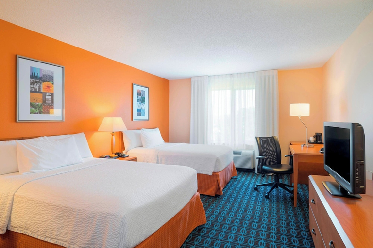 Bedroom 2, Fairfield Inn Suites State College, Centre