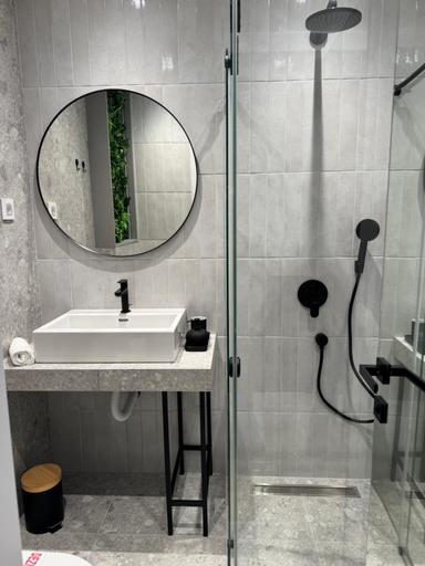Bathroom 2, Center Cosy Vintage Apartment, Novi Sad