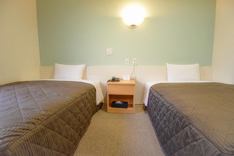 Bedroom 2, Kamata In Social, Ōta