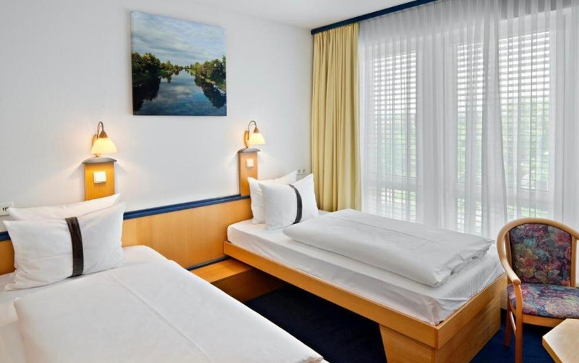 Others 4, HOLIDAY INN LEIPZIG GUNTHERSDORF, Saalekreis