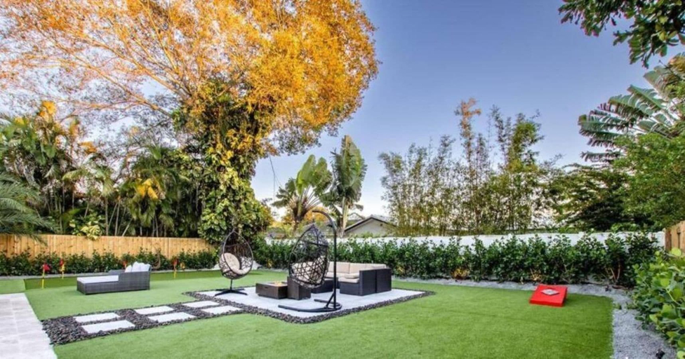 Courtyard, Peaceful Villa by Glam Homes, Broward