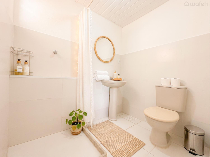 Bathroom 2, Wafeh Pampulha Suites, Belo Horizonte