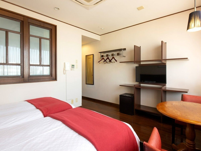 Bedroom 2, Hotel Claire Higasa, Himeji