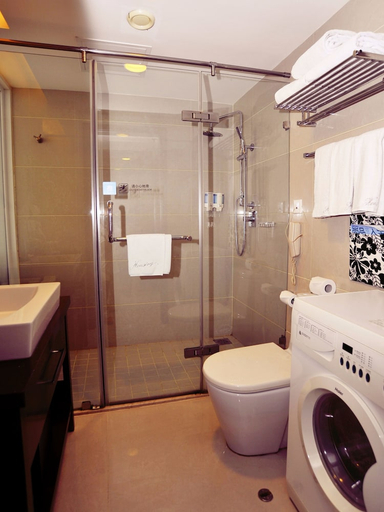 Bathroom 3, Qingdao Housing International Hotel, Qingdao