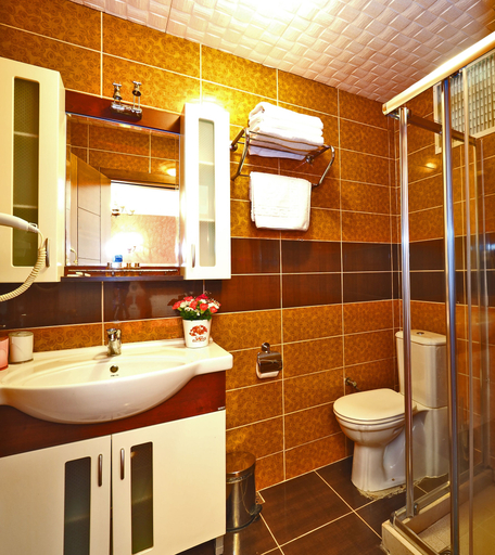 Bathroom 5, Sunrise Hotel, Fatih