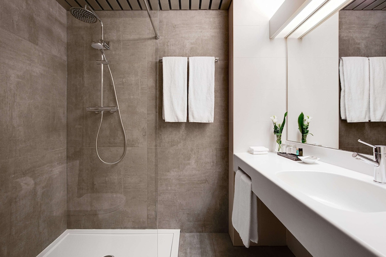 Bathroom 4, De Ruwenberg Hotel Meetings Events, Sint-Michielsgestel
