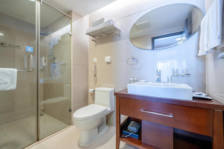 Bathroom 3, Qingdao Housing International Hotel, Qingdao