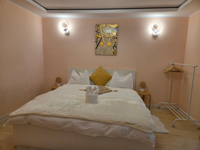 Bedroom 3, COLOSSEUM Zen GUEST HOUSE, Municipiul Bucuresti
