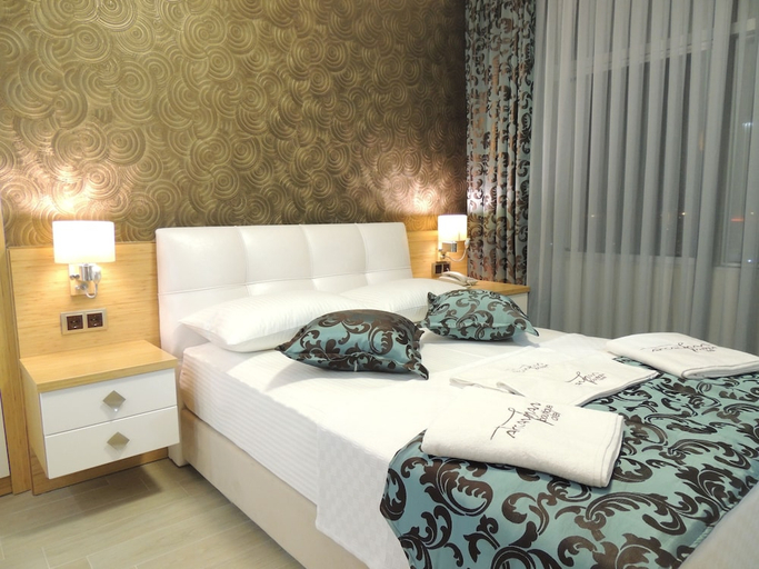 Bedroom 4, Akcayhan Hotel, Edremit