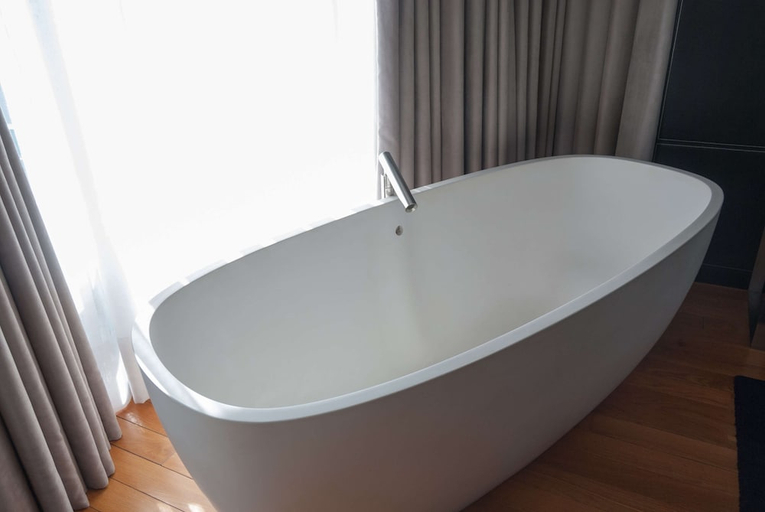Bathroom 4, Inffinit, Pontevedra