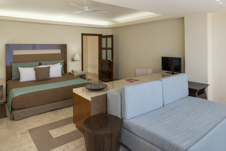Bedroom 3, Camino Real Acapulco Diamante, Acapulco de Juárez