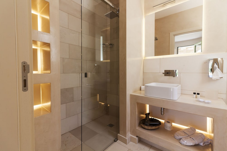 Bathroom 4, Montiro Hotel, Lecce