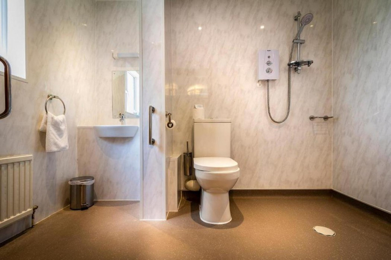 Bathroom, Best Western Shrubbery Hotel, Somerset
