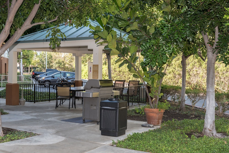 Food & Drinks 5, Sonesta Simply Suites Irvine Spectrum, Orange