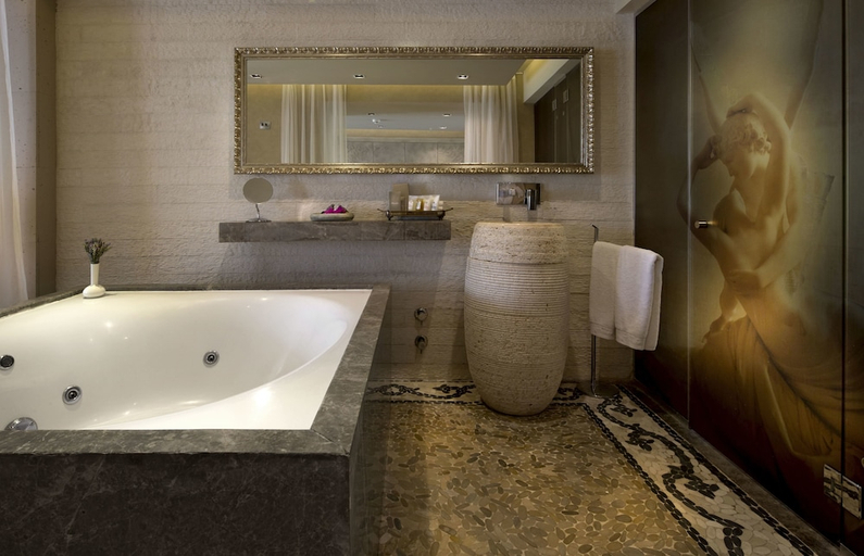Bathroom 5, Martı Hemithea Hotel, Marmaris