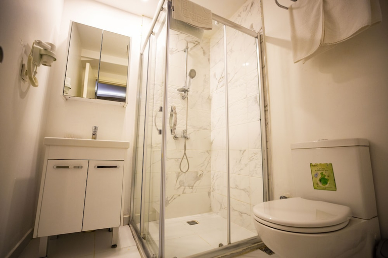 Bathroom 5, Albatros Hagia Sophia - Special Class, Fatih