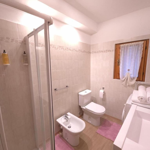 Bathroom 2, Orio welcome BGY, Bergamo