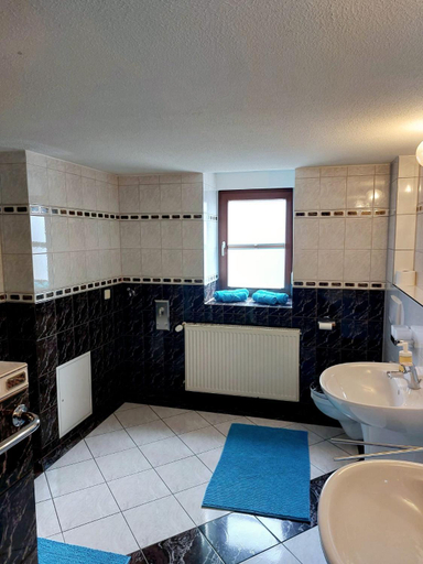 Bathroom 3, Weimar Ferienwohnung am Goethepark, Weimar