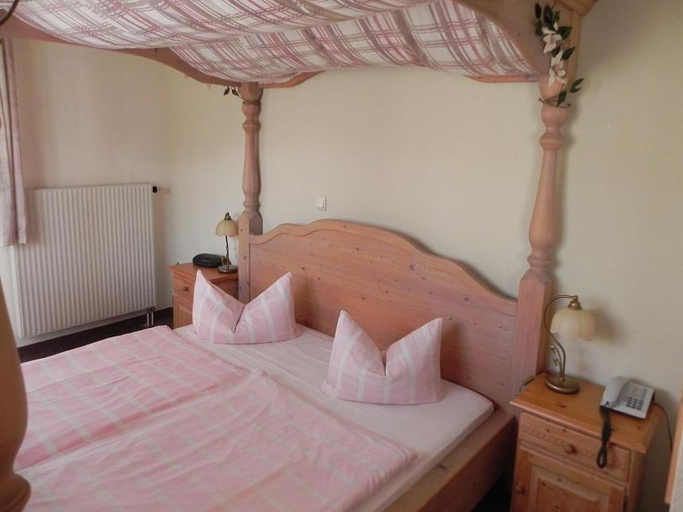 Bedroom 2, Landhotel Osterlamm, Erzgebirgskreis