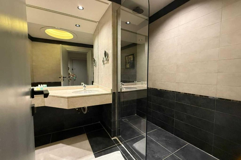Bathroom 4, Sunday Business Avenue Formerly Rand Hotel, Riyadh