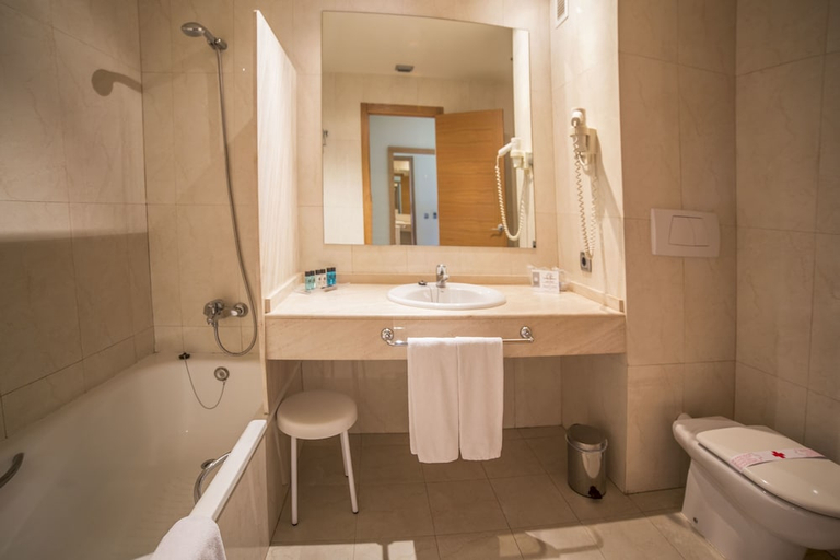 Bathroom 5, VS Gandía Palace Hotel, Valencia