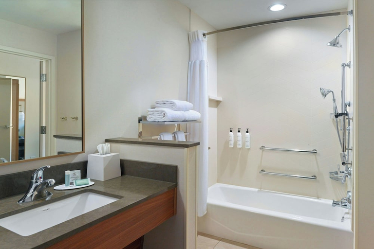 Bathroom 4, Fairfield Inn & Suites by Marriott Helen, White