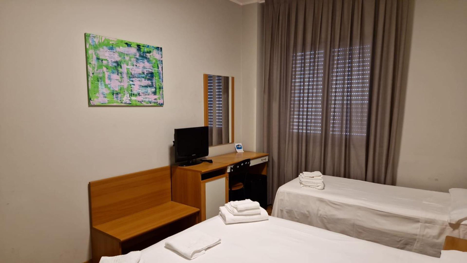 Bedroom 3, Hotel Dogana, Rimini