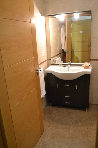 Bathroom 5, Hostal Ruralis Altozano, Cáceres