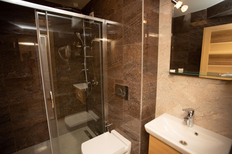 Bathroom 3, Hotel Vrbak ND, Novi Pazar