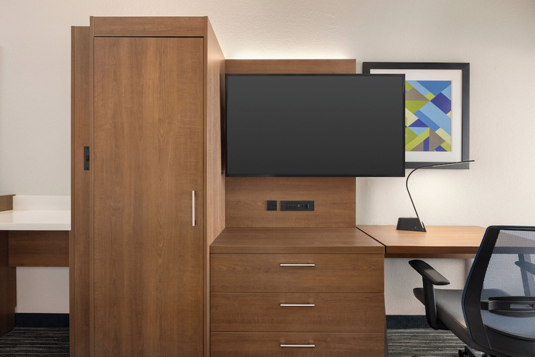 Bedroom 4, Holiday Inn Express VERO BEACH-WEST (I-95) by IHG, Indian River
