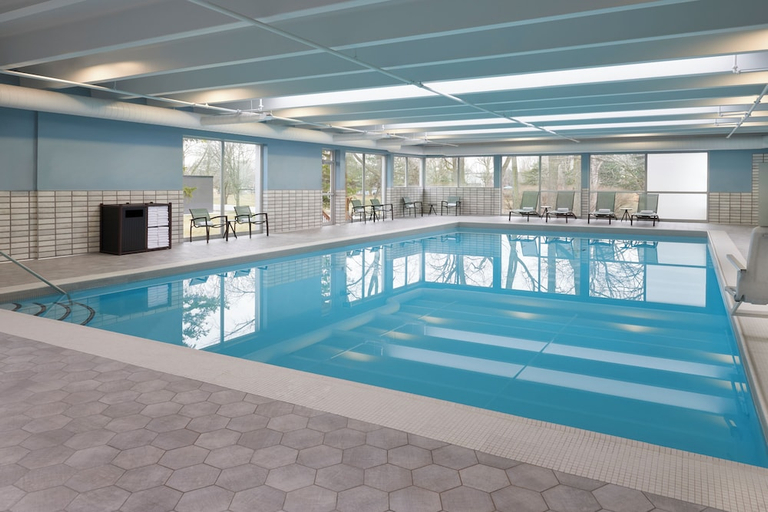 Sport & Beauty, Four Points by Sheraton Point Edward Sarnia, Lambton
