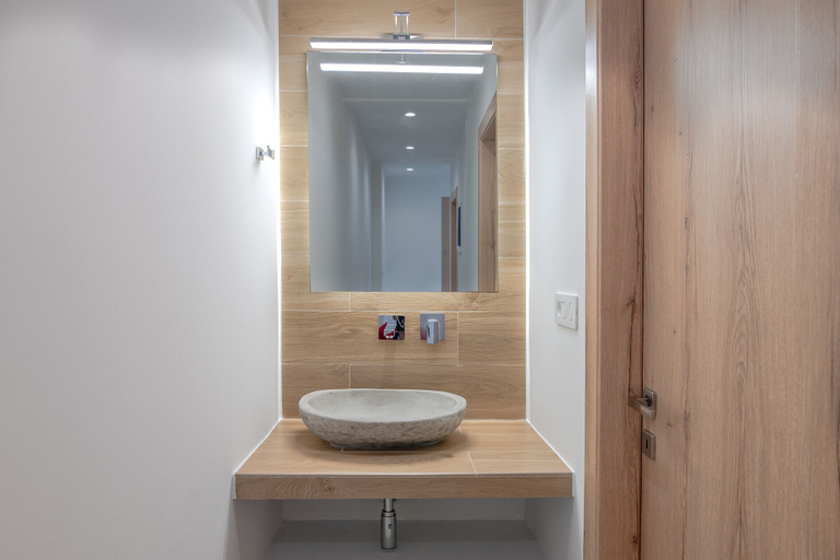 Bathroom 3, Secret Nest Apartments, Crete