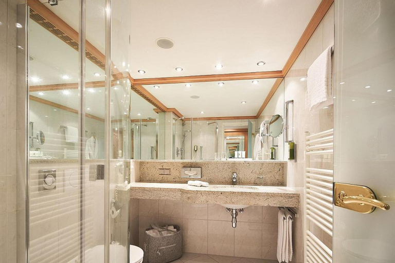 Bathroom 4, Cesta Grand Aktivhotel and Spa, Sankt Johann im Pongau