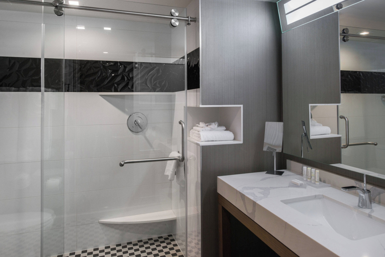 Bathroom 4, Courtyard by Marriott Temecula Murrieta, Riverside