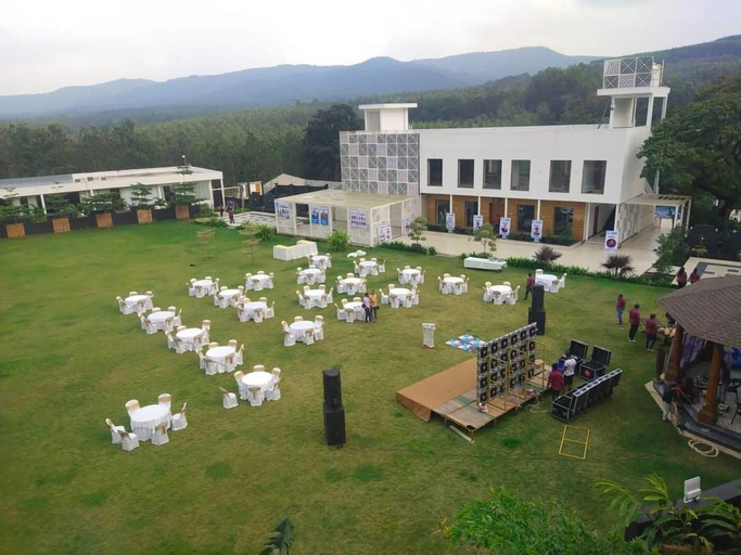 Primary image, Bindiga Peak Resorts, Chikmagalur
