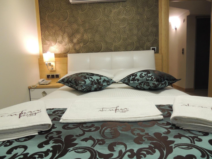 Bedroom 3, Akcayhan Hotel, Edremit
