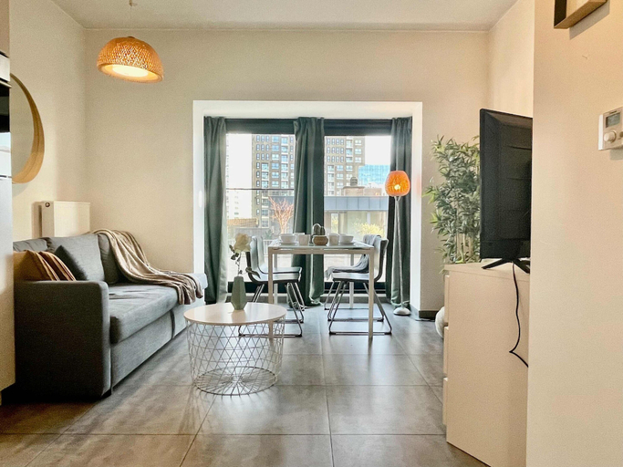 Primary image