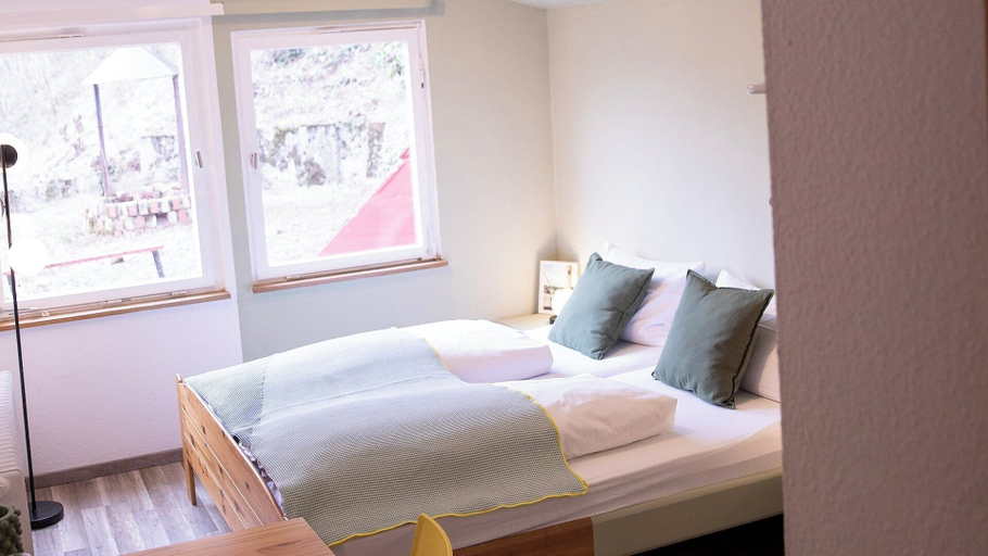 Bedroom 4, DAS SCHÖNE LEBEN Pop-Up Hotel, Ortenaukreis