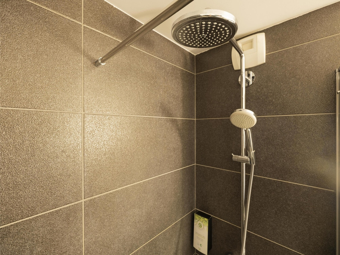 Bathroom 5, Campanile Hotel Eindhoven, Eindhoven