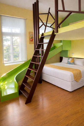Bedroom 2, Jumping, Pingtung