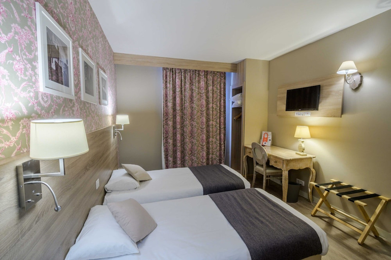 Bedroom 2, ARAGON, Aude